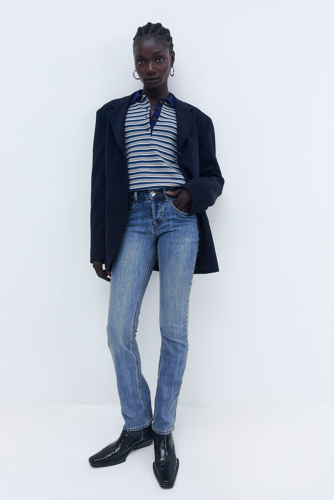 No.18| Mid Rise Fitted Denim