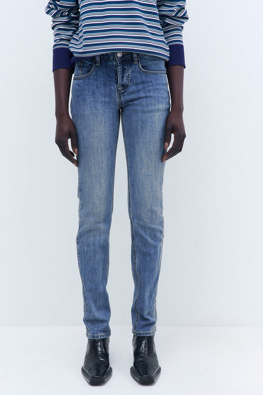 No.18| Mid Rise Fitted Denim