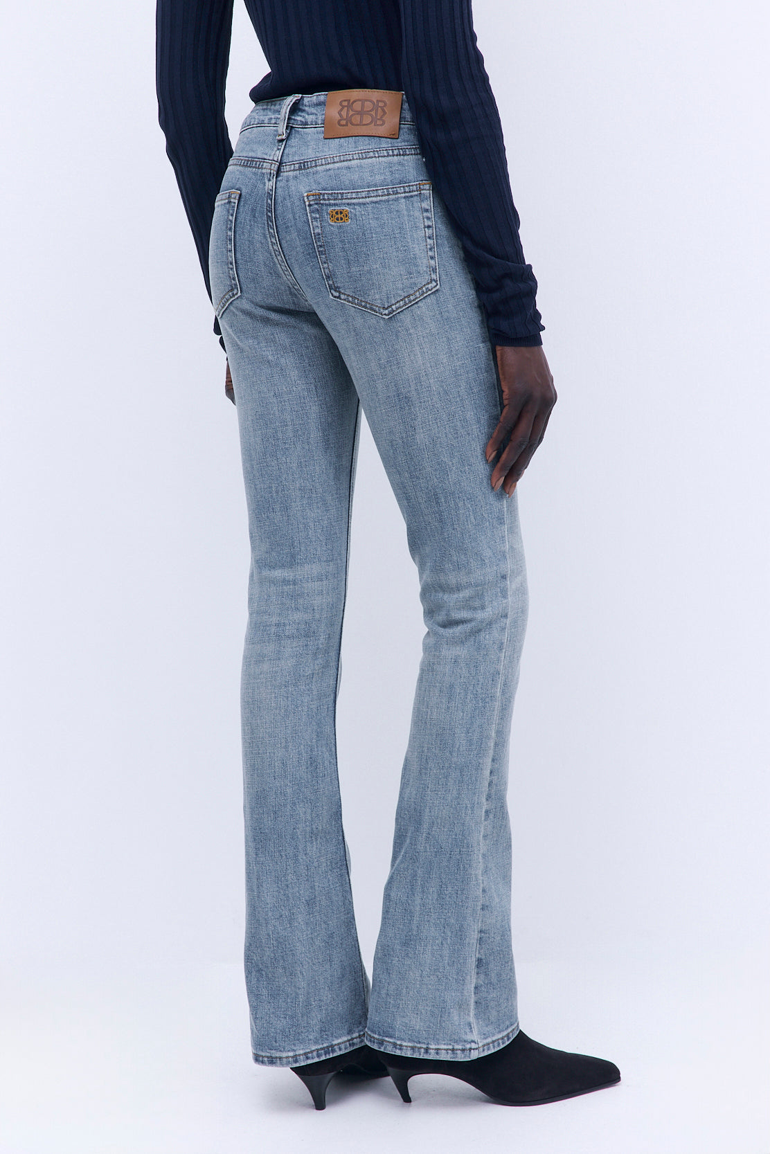 No.17| Mid Rise Bootcut Denim