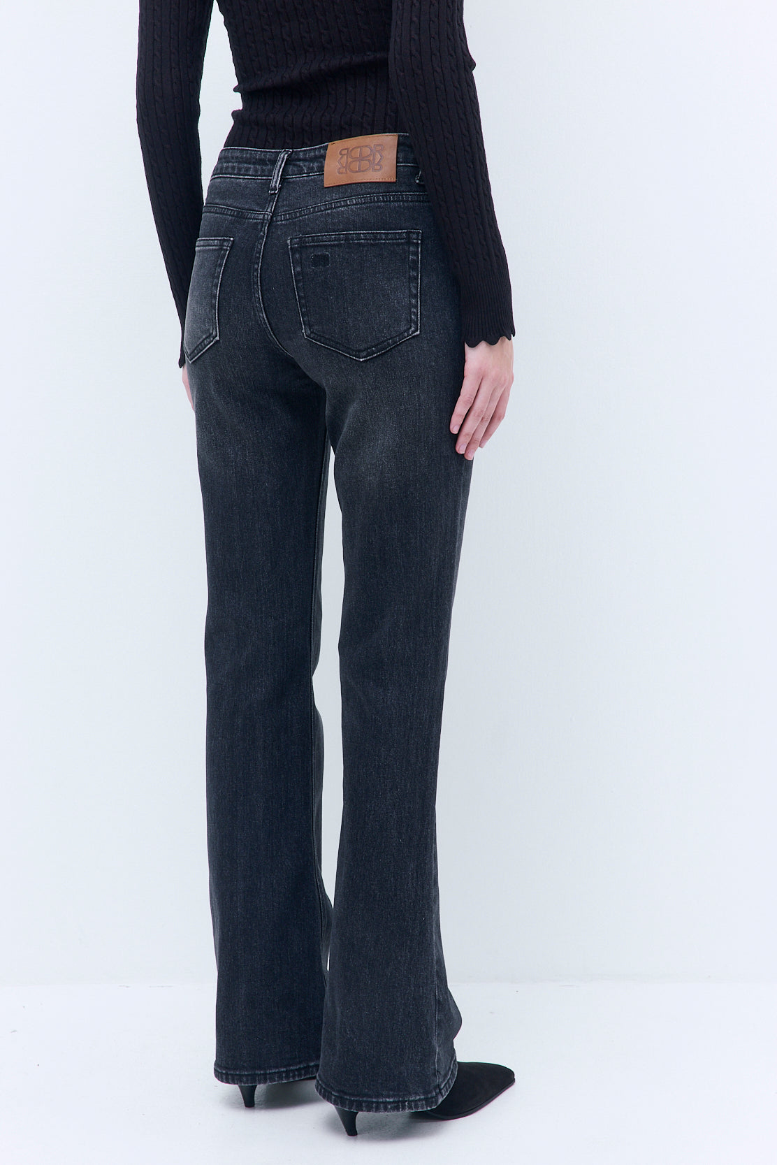 No.17| Mid Rise Bootcut Denim