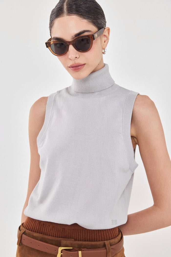 Sleeveless Knit Turtleneck Top