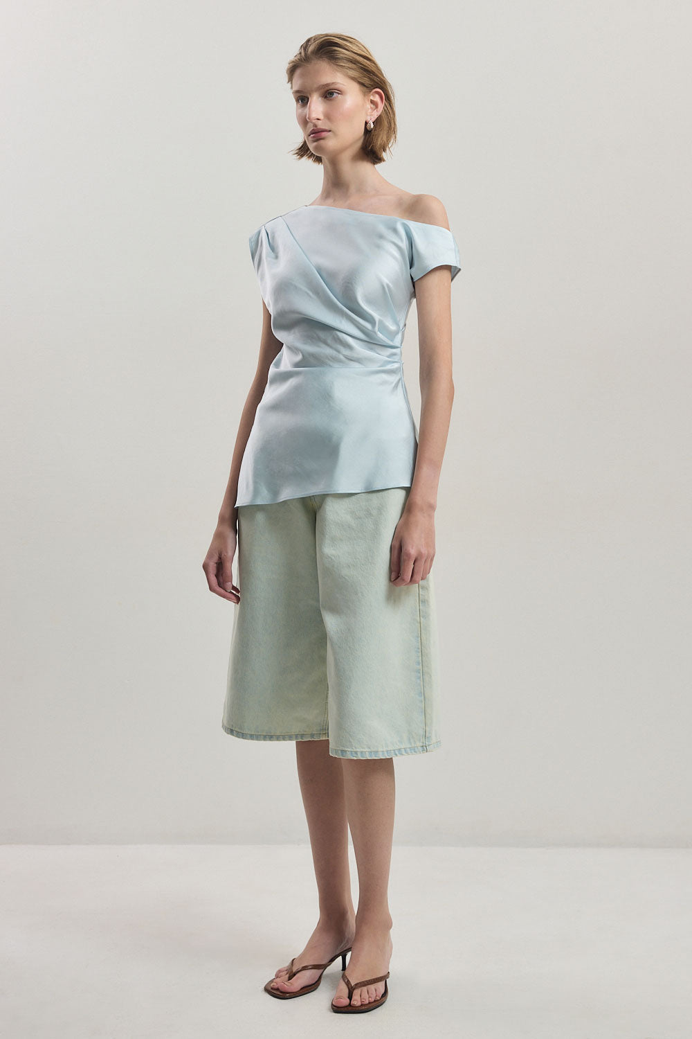 Twill Asymmetric Top