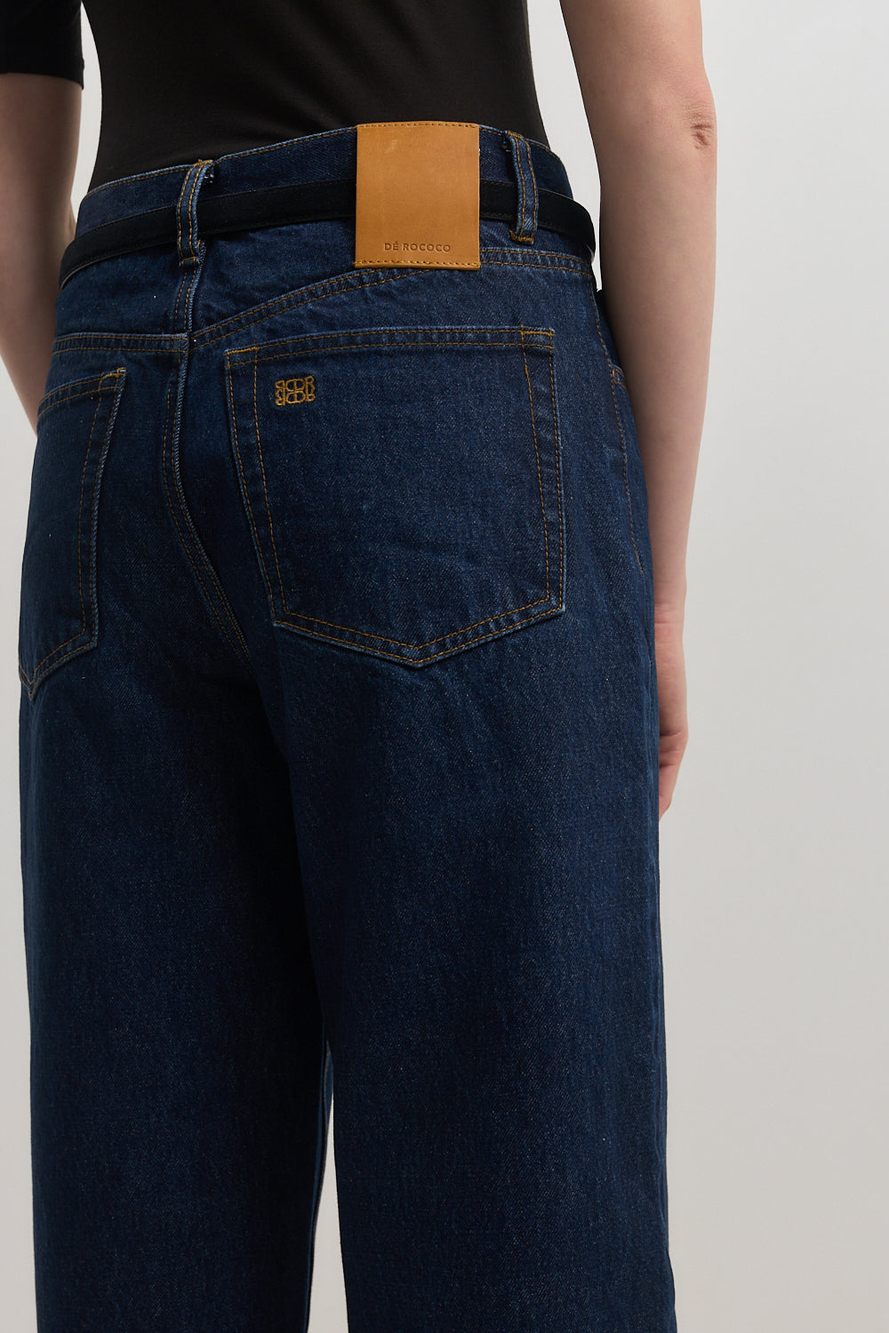 No.21| Mid Rise Barrel Denim