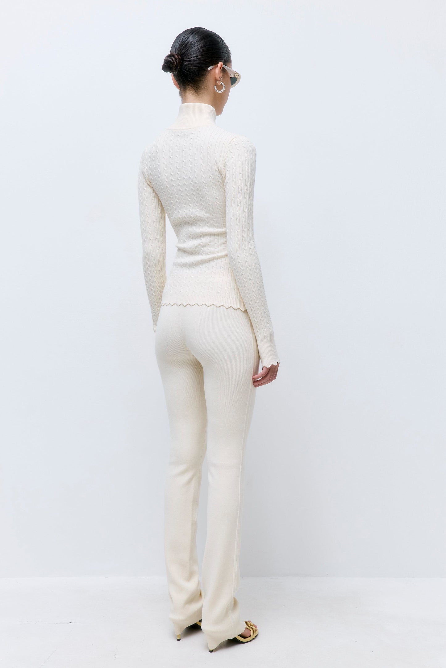 Fitted Cable Knit Cardigan