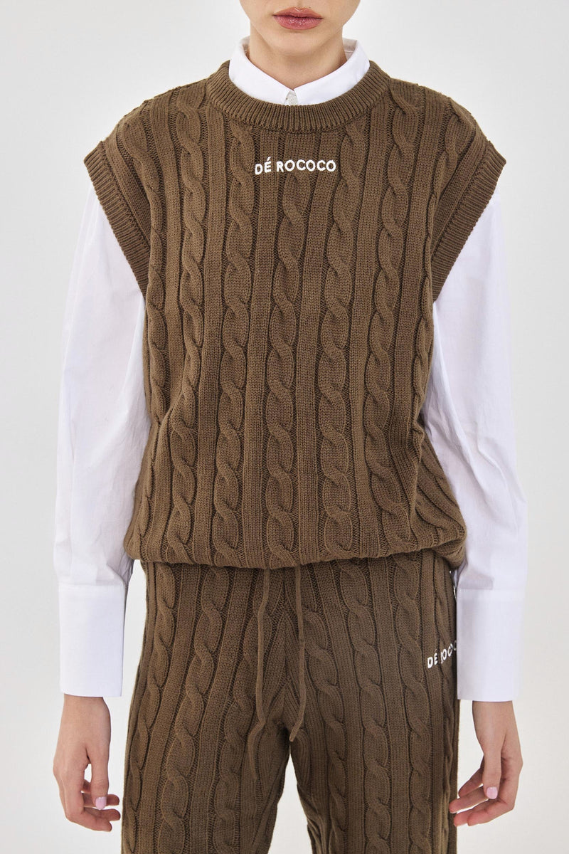 Cable-Knit Sleeveless Vest