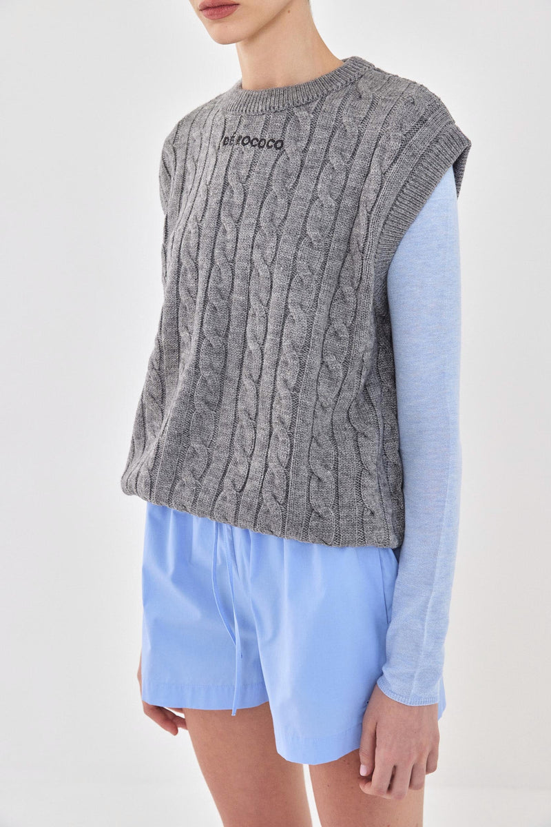 Cable-Knit Sleeveless Vest