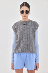 Cable-Knit Sleeveless Vest