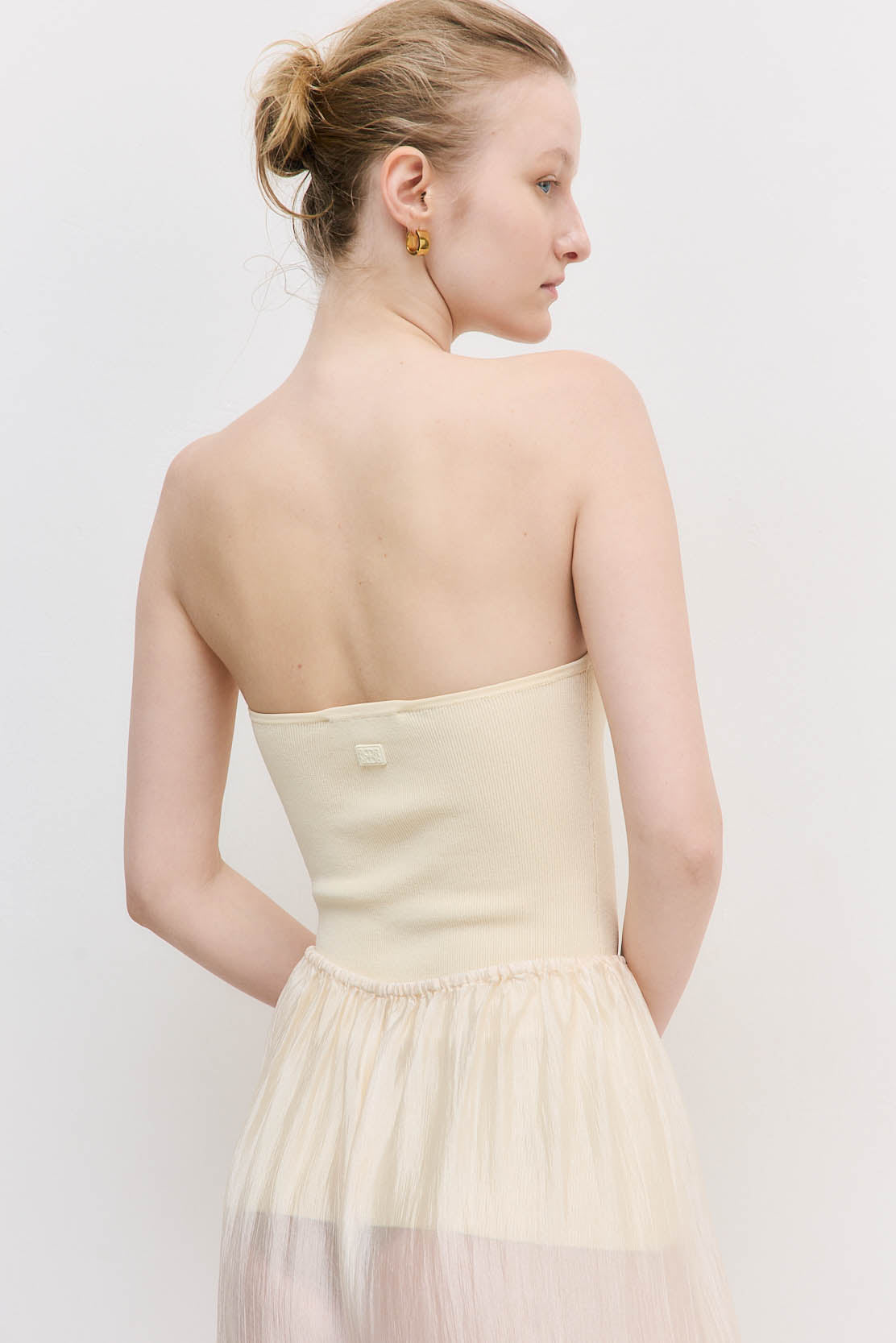 Tight Ribbed Strapless Top