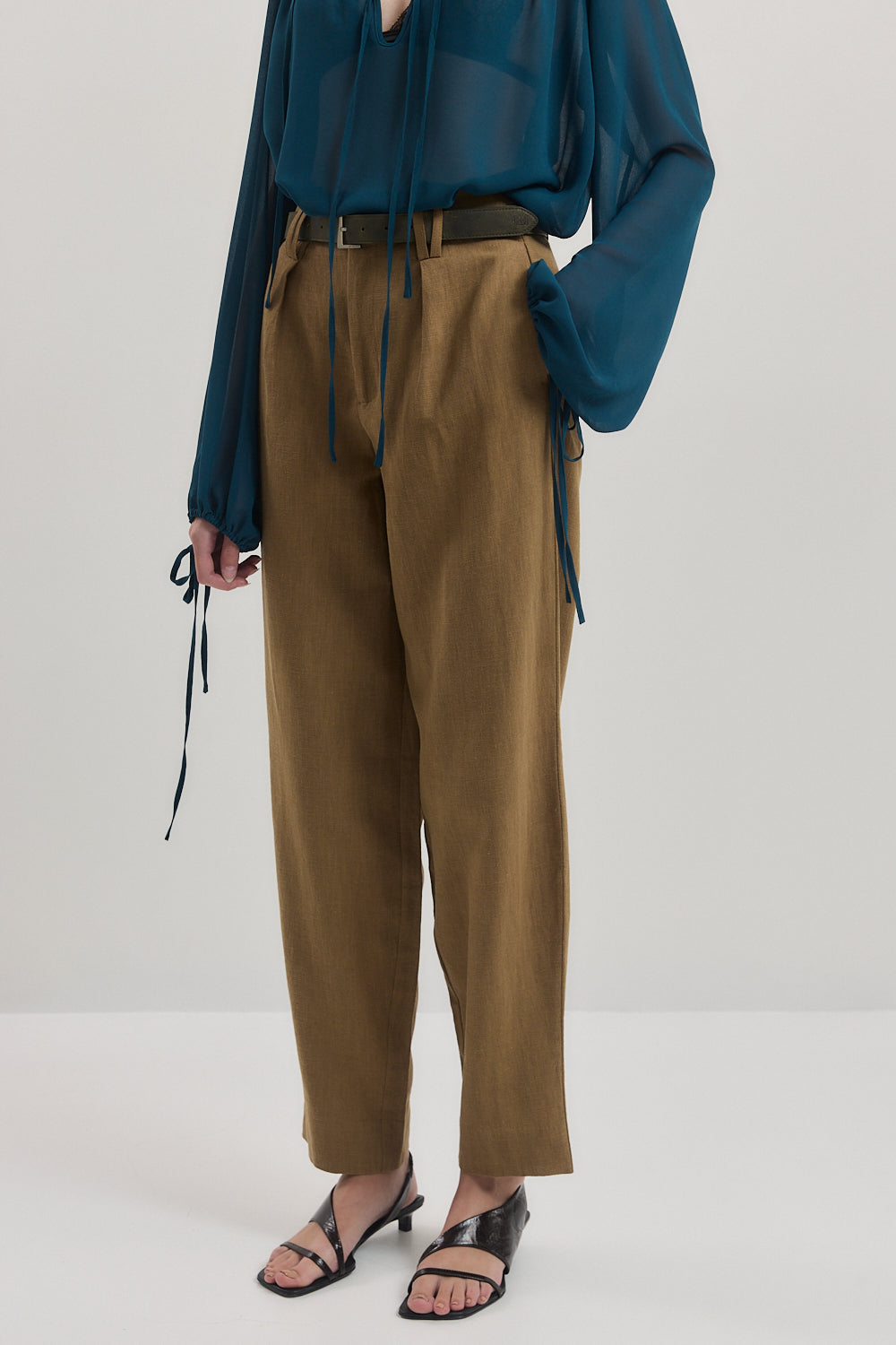 Mid Waist Barrel Pants