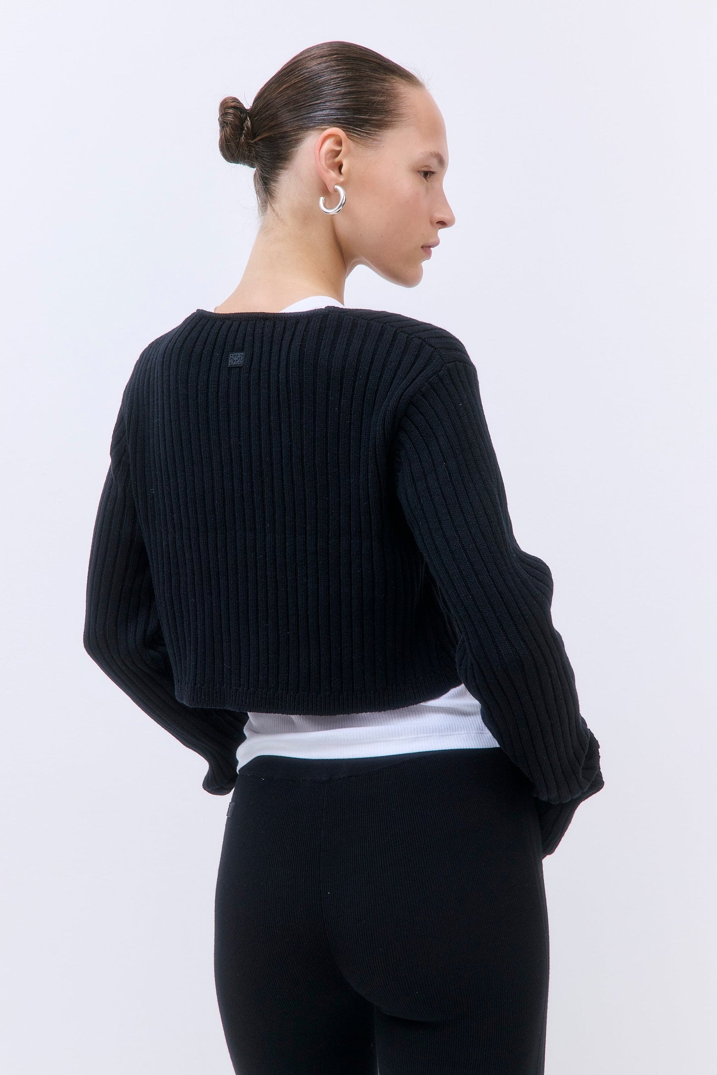 Cropped Ribbed V Neck Top