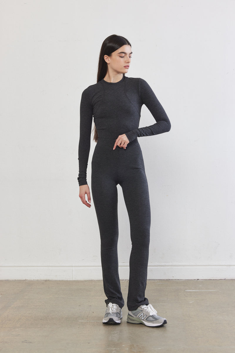 Ribbed Flat-Lock Flare Leggings