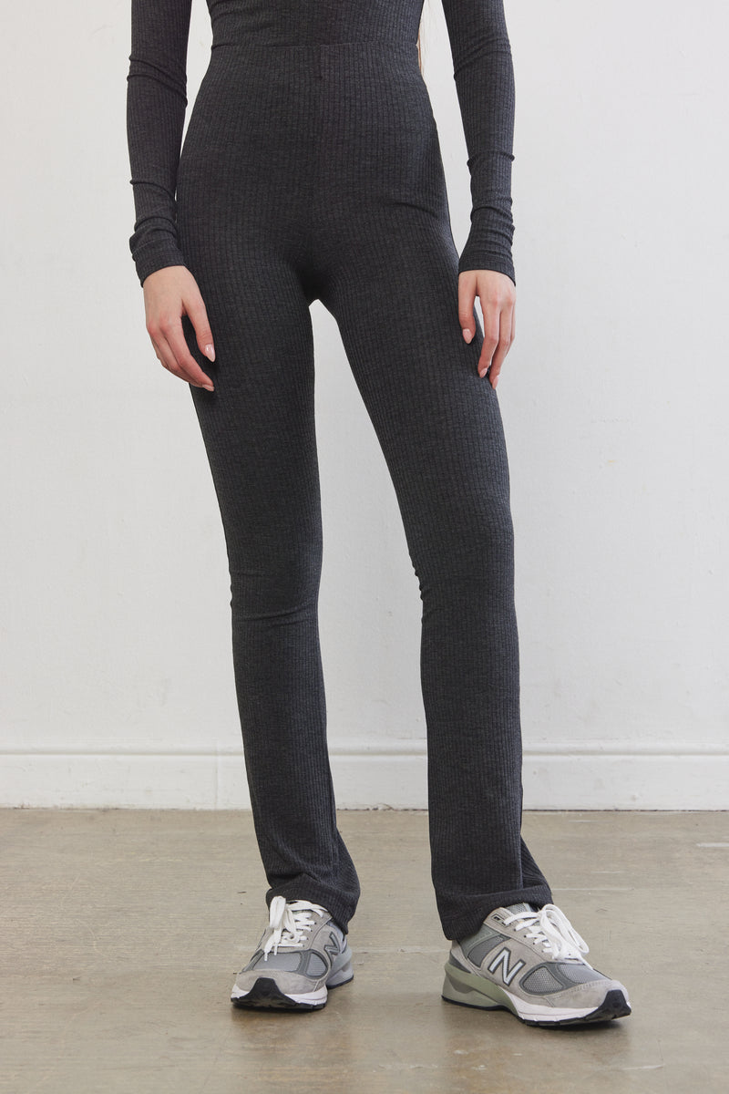 Ribbed Flat-Lock Flare Leggings