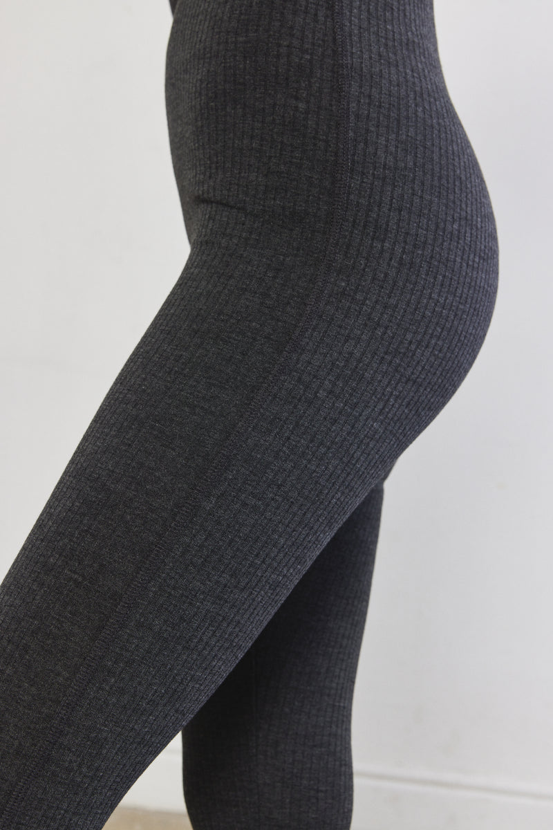 Ribbed Flat-Lock Flare Leggings