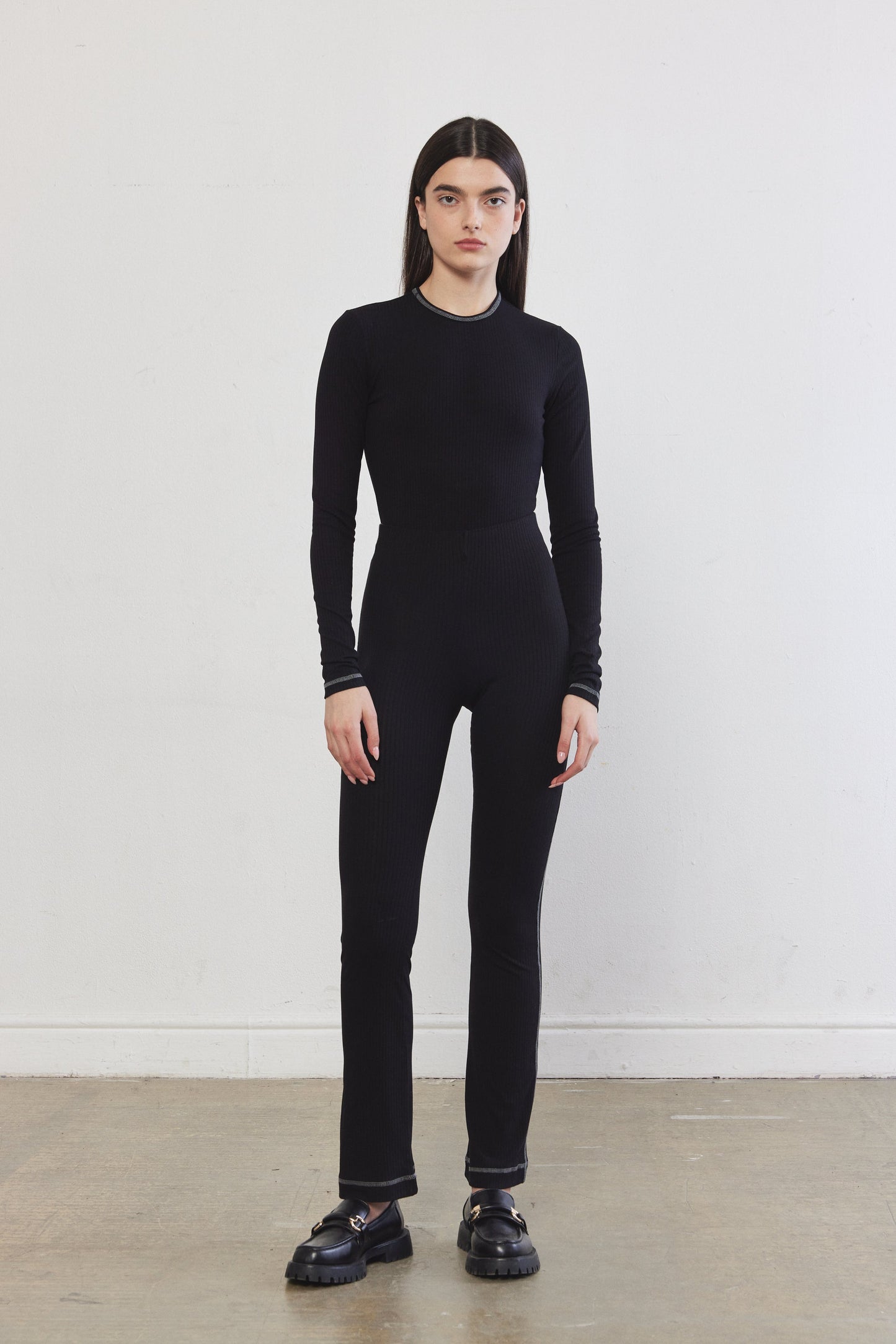 Ribbed Flat-Lock Flare Leggings