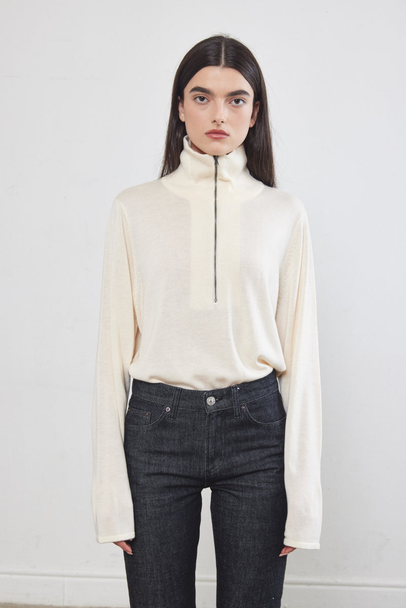 Knitted Zipped Turtleneck