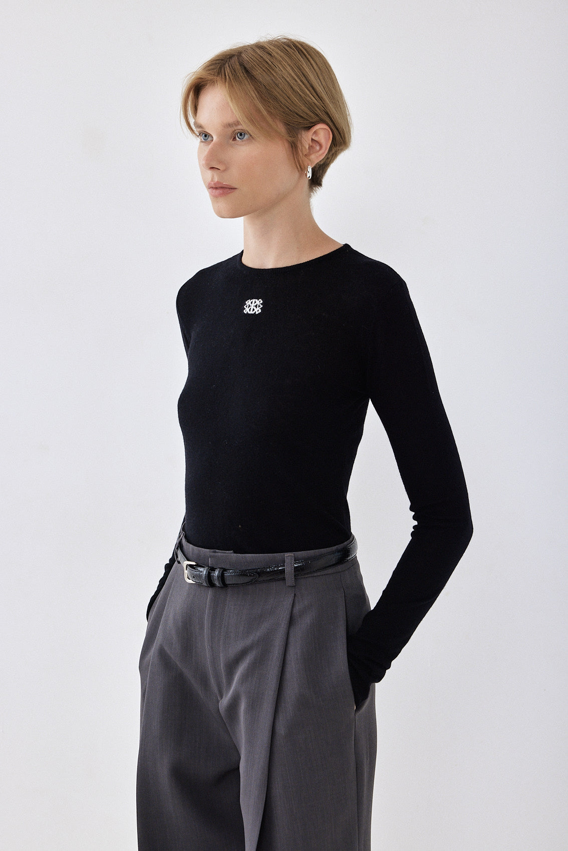 Lightweight Knitted Crewneck Logo Top